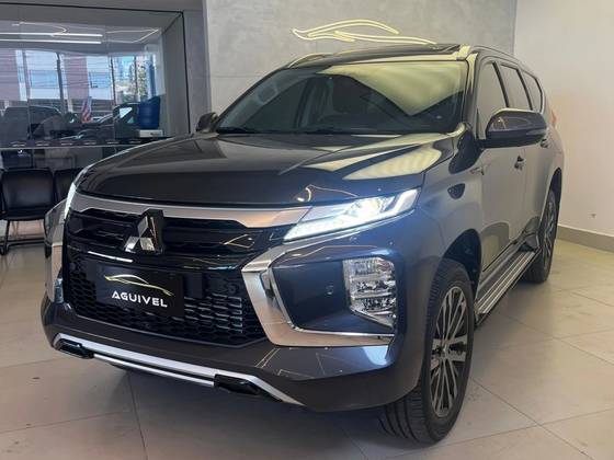 MITSUBISHI PAJERO SPORT 2.4 16V MIVEC TURBO DIESEL LEGEND AWD AUTOMÁTICO MITSUBISHI PAJERO SPORT 2.4 16V MIVEC TURBO DIESEL LEGEND AWD AUTOMÁTICO